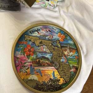 Vintage 70's Florida Map Multi-colored Souvenir Tin Tray - Florida Memorabilia